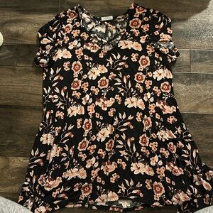 Floral women’s top